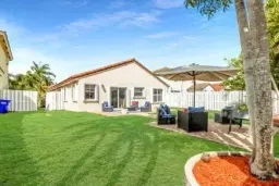 Picture of 1975 NW 191 Ave, Pembroke Pines, FL 33029