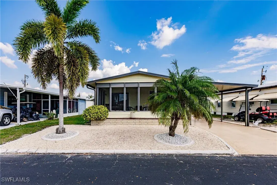 Picture of 3158 Running Deer Dr, North Fort Myers, FL 33917