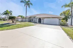 Picture of 27566 Tierra Del Fuego Cir, Punta Gorda, FL 33983