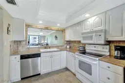 Picture of 979 E Gulf Dr D452, Sanibel, FL 33957