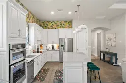 Picture of 12220 Sussex St, Fort Myers, FL 33913