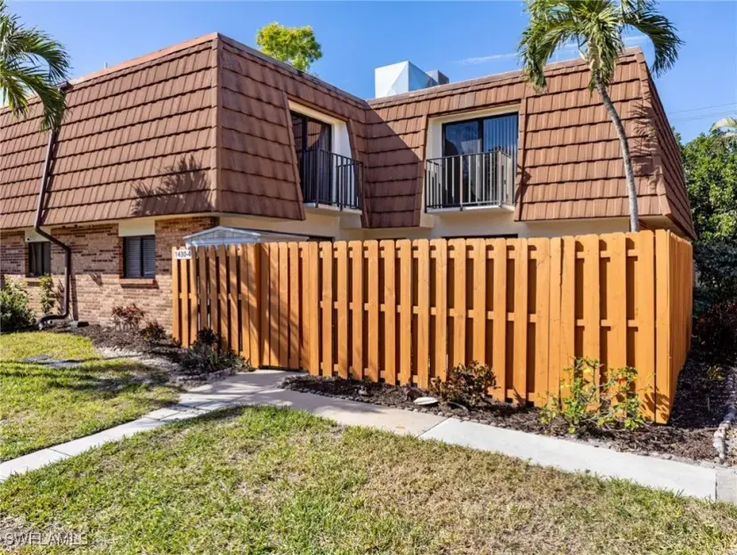 Picture of 1430 Park Shore Cir 4, Fort Myers FL 33901