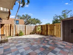 Picture of 1430 Park Shore Cir 4, Fort Myers, FL 33901