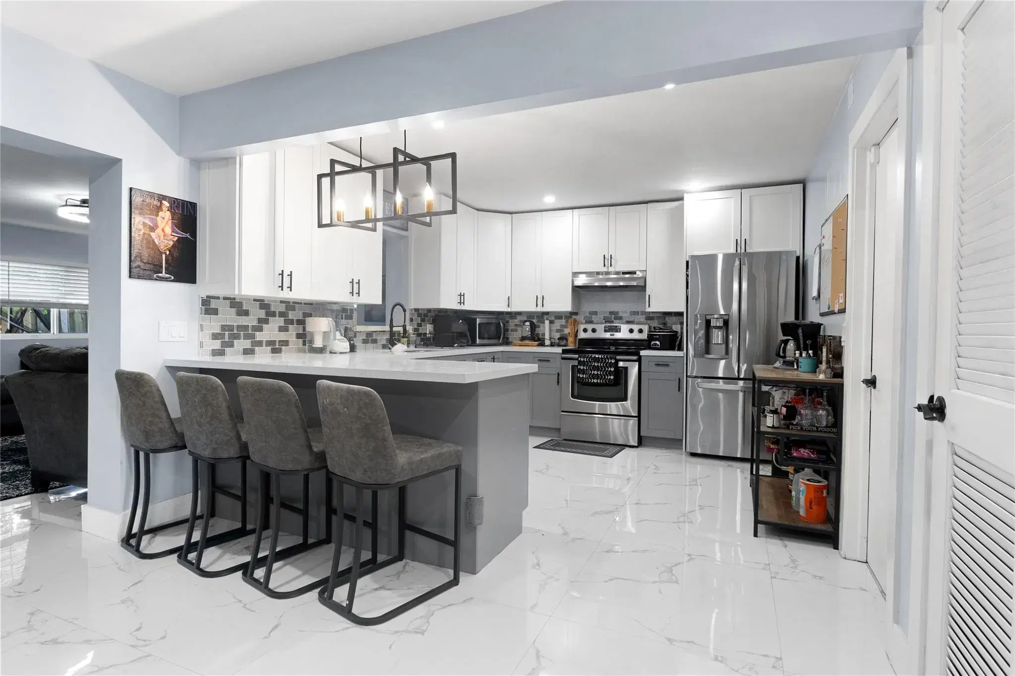 Picture of 3330 NW 69Th St, Fort Lauderdale, FL 33309