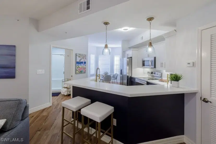 Picture of 451 Bayfront Pl 5201, Naples FL 34102
