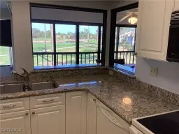 Picture of 5585 Trailwinds Dr 326, Fort Myers, FL 33907
