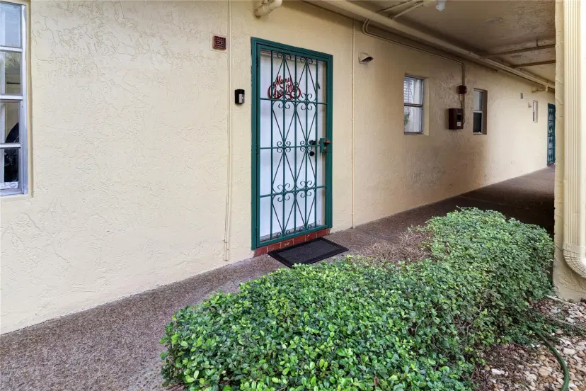 Picture of 4490 W 19Th Ct 113, Hialeah FL 33012