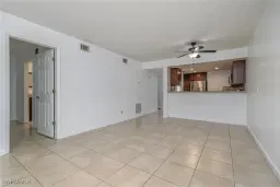 Picture of 2135 Crystal Dr 31, Fort Myers, FL 33907