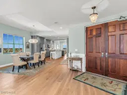Picture of 930 Cape Marco Dr 806, Marco Island, FL 34145