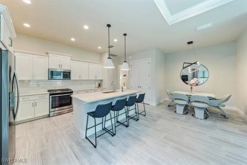 Picture of 8893 Saint Lucia Dr, Naples FL 34114