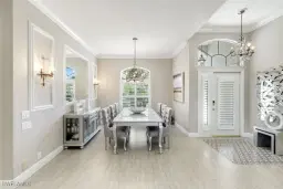 Picture of 132 Spring Lake Cir, Naples, FL 34119
