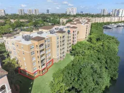 Picture of 19601 E Country Club Dr 7-108, Aventura, FL 33180