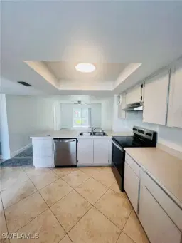 Picture of 134 Cypress Way E 3, Naples, FL 34110
