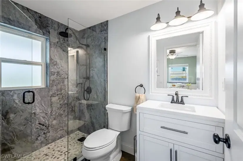 Picture of 1317 Ingraham St, Naples FL 34103