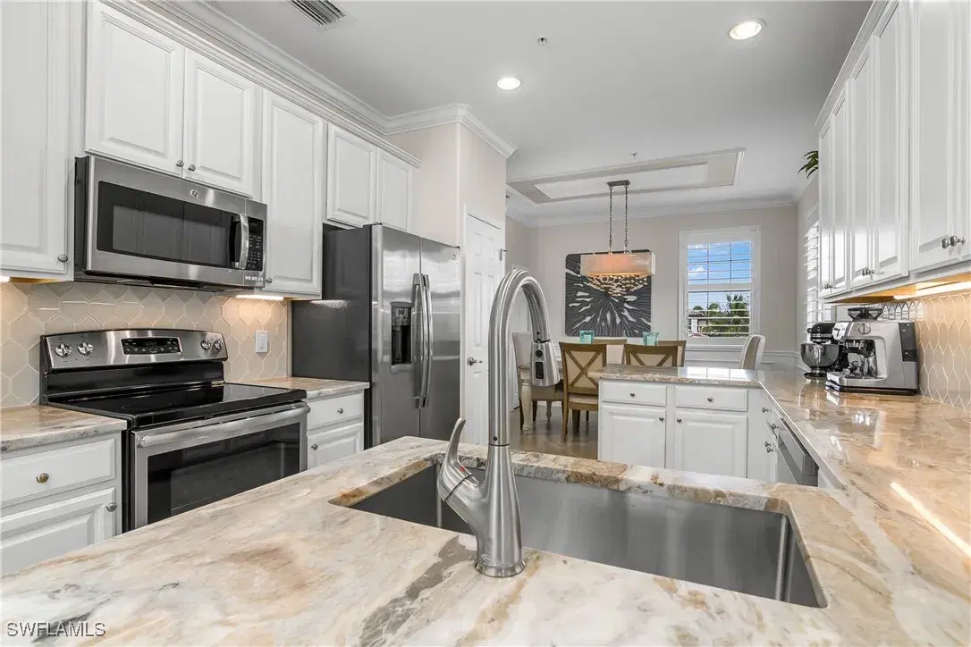 Picture of 9464 Casoria Ct 201, Naples, FL 34113