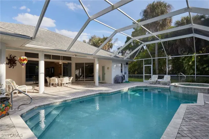 Picture of 519 517 Prospect Ave, Lehigh Acres FL 33972
