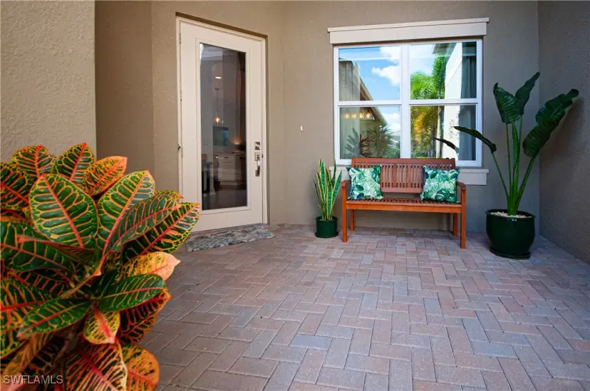 Picture of 28528 Lobos Cir, Bonita Springs FL 34135