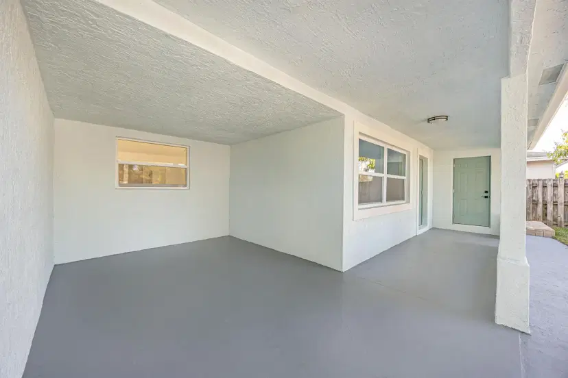 Picture of 122 SW 10Th Avenue, Delray Beach FL 33444