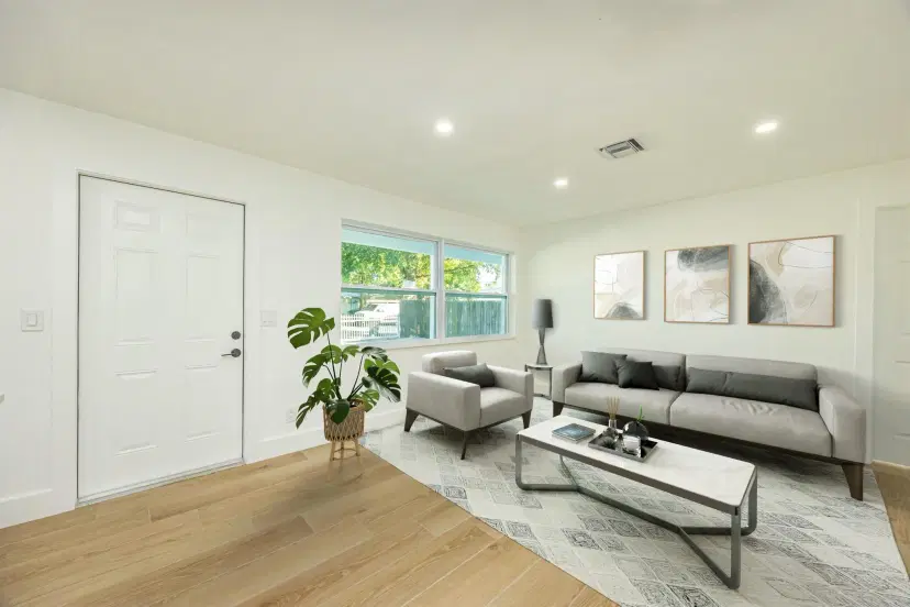 Picture of 122 SW 10Th Avenue, Delray Beach FL 33444