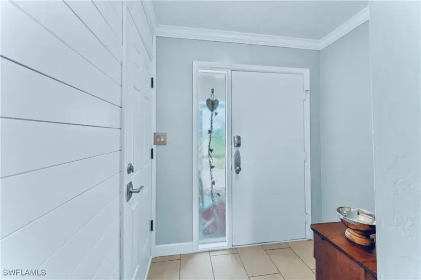 Picture of 1102 SE 39Th Ter 101, Cape Coral FL 33904