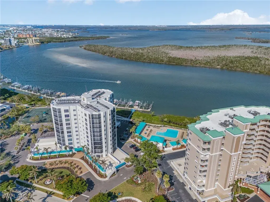 Picture of 4183 Bay Beach Ln 362, Fort Myers Beach, FL 33931