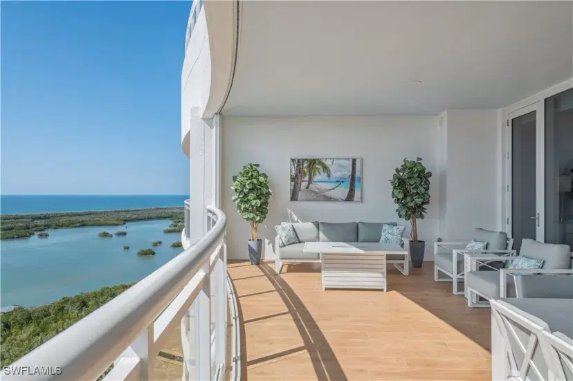 Picture of 13925 Old Coast Rd Ph02, Naples FL 34110