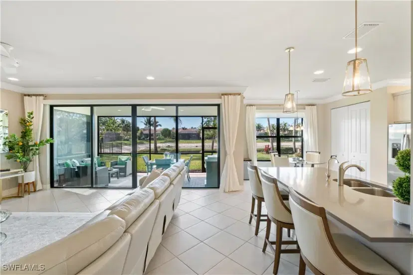 Picture of 4451 Crimson Ave, Naples FL 34119