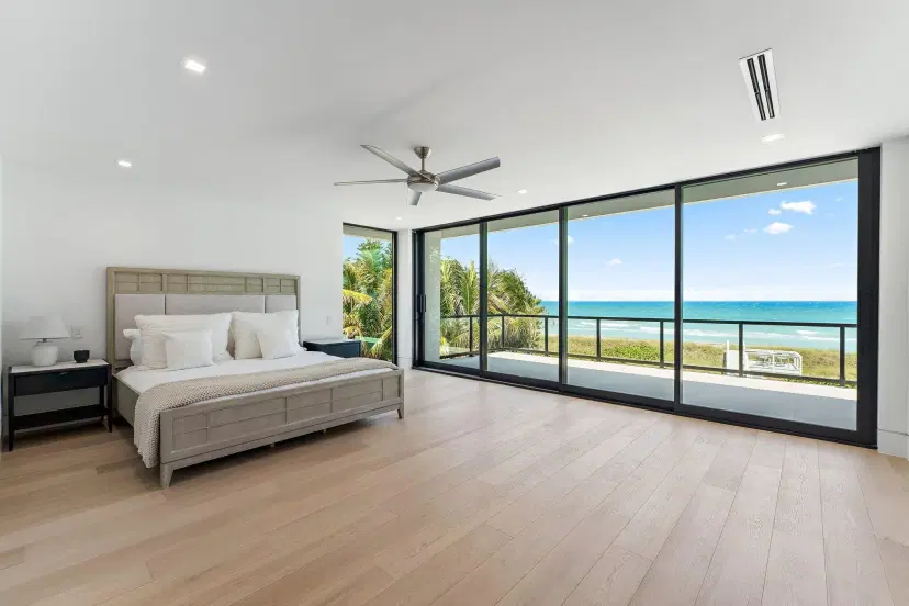 Picture of 75 N Beach Road, Jupiter Island FL 33455