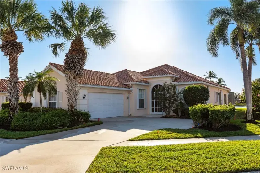 Picture of 3989 Isla Ciudad Ct, Naples FL 34109
