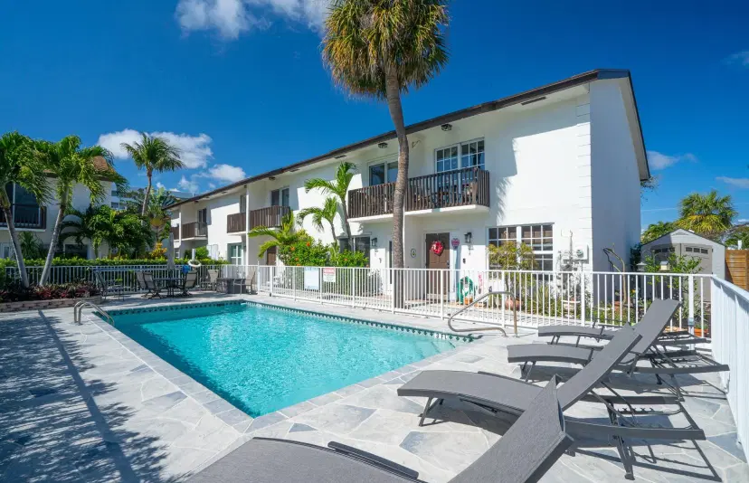 Picture of 1917 NE 3Rd St 114, Deerfield Beach FL 33441