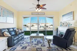Picture of 13 Harbour Isle Dr W 105, Fort Pierce, FL 34949