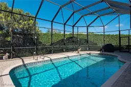 Picture of 812 Bentwood Dr, Naples, FL 34108