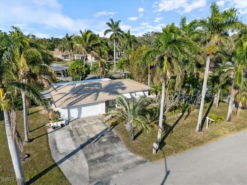 Picture of 4241 Riverview Rd, Fort Myers FL 33905