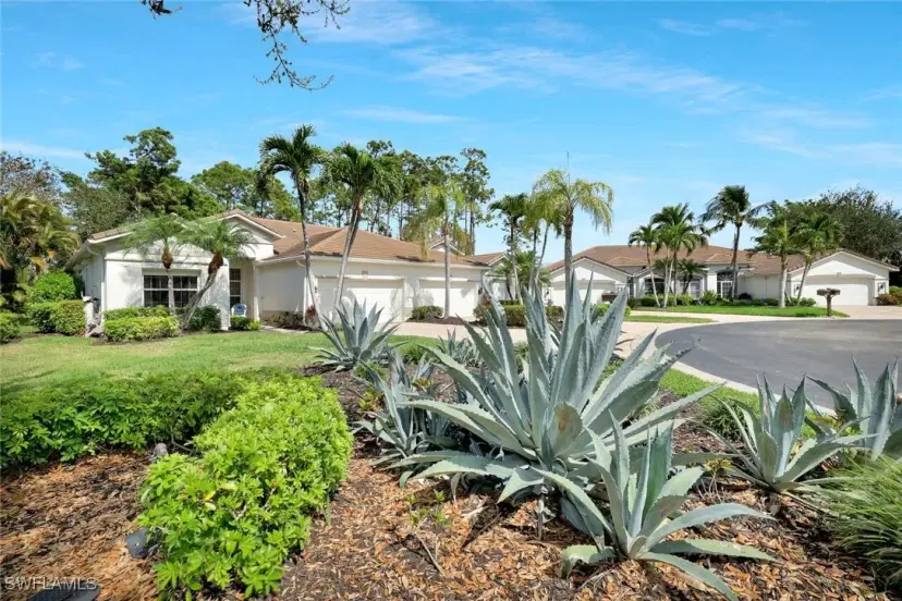 Picture of 1118 Dorchester Ct, Naples FL 34104