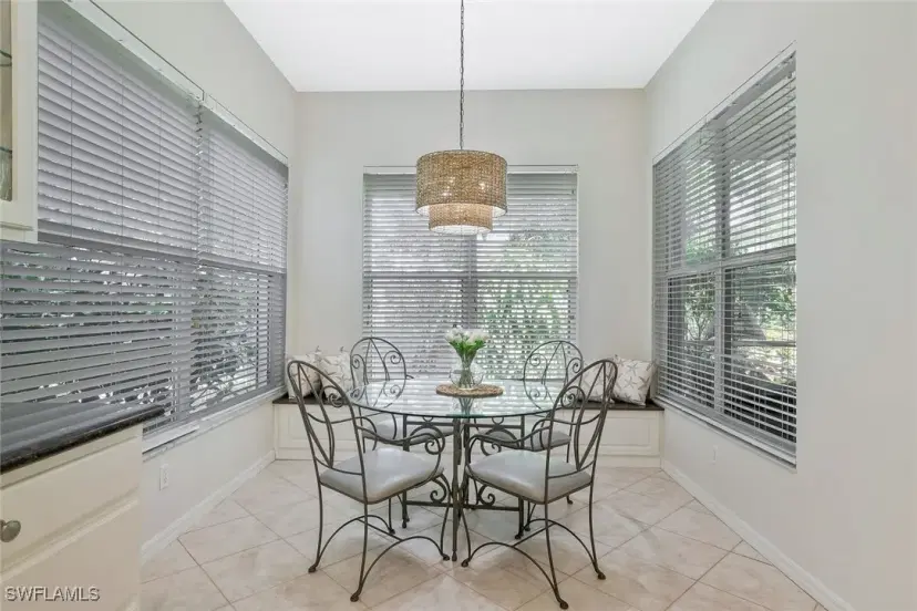 Picture of 1118 Dorchester Ct, Naples FL 34104