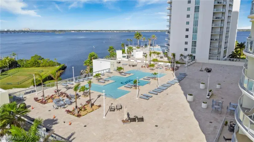Picture of 3000 Oasis Grand Blvd 2203, Fort Myers FL 33916