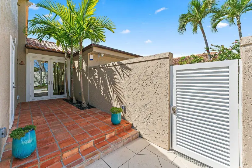Picture of 105 Rainbow Fish Circle, Jupiter FL 33477