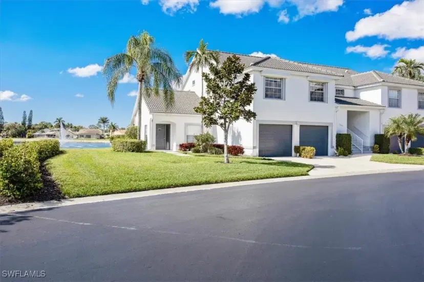 Picture of 1060 Partridge Cir 201, Naples FL 34104
