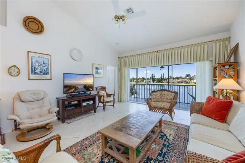 Picture of 1060 Partridge Cir 201, Naples FL 34104