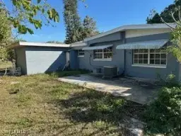 Picture of 705 Adams Ave, Lehigh Acres, FL 33936