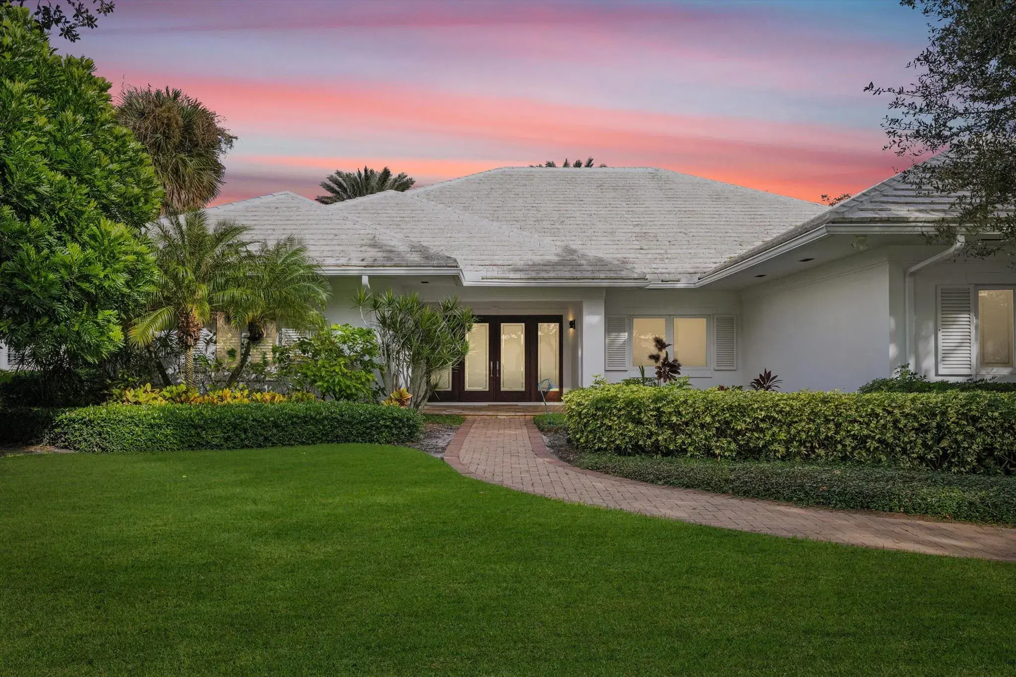 Picture of 1656 Breakers West Boulevard, West Palm Beach, FL 33411