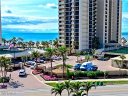 Picture of 11030 Gulf Shore Dr 202, Naples, FL 34108