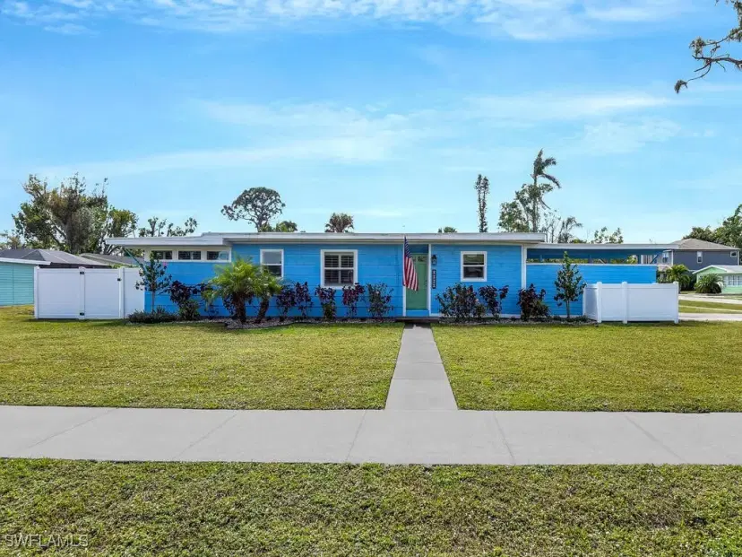 Picture of 1560 Grove Ave, Fort Myers FL 33901