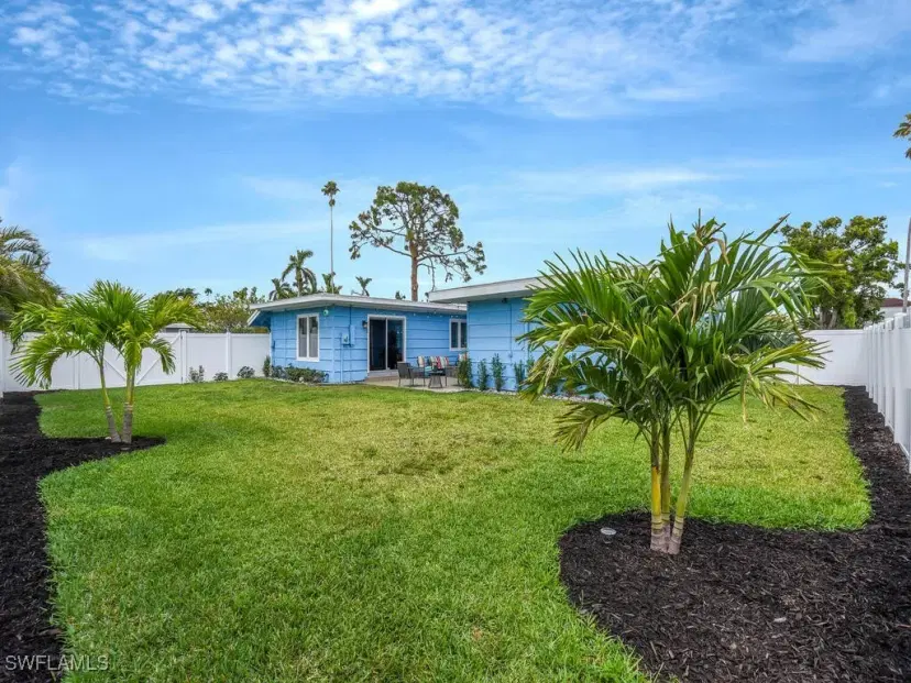 Picture of 1560 Grove Ave, Fort Myers FL 33901