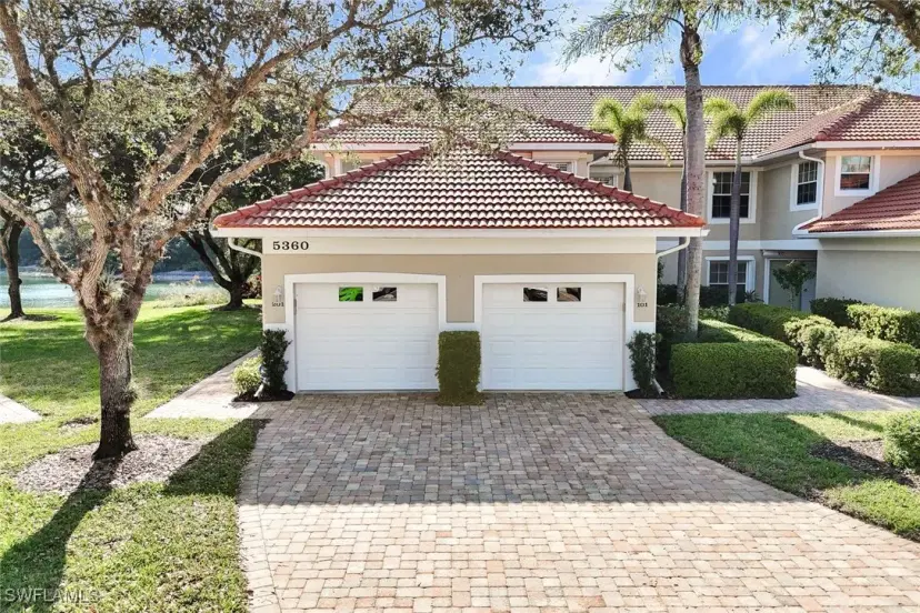 Picture of 5360 Andover Dr 101, Naples FL 34110