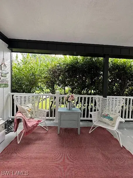 Picture of 160 4Th St, Naples FL 34113