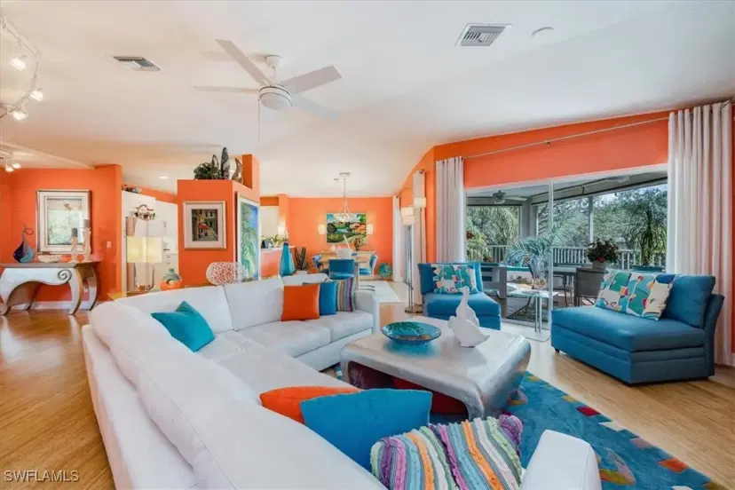 Picture of 700 Diamond Cir 704, Naples FL 34110