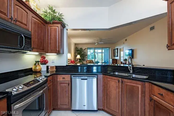 Picture of 853 Tanbark Dr 103, Naples FL 34108
