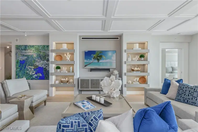 Picture of 13915 Old Coast Rd 702, Naples FL 34110