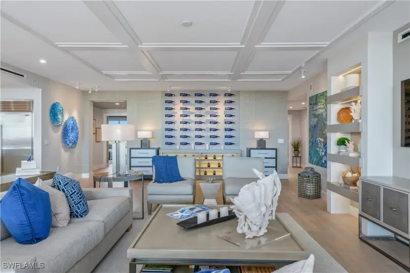 Picture of 13915 Old Coast Rd 702, Naples FL 34110